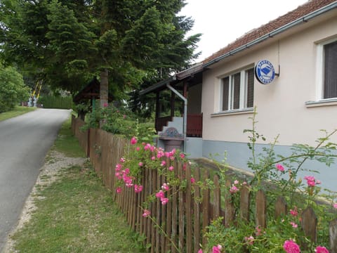 Property building, Spring, Off site, Day, Property logo or sign, Summer