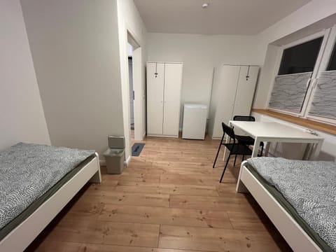 Bed, Photo of the whole room, wardrobe