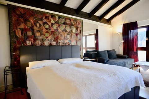 Property building, Living room, Bedroom