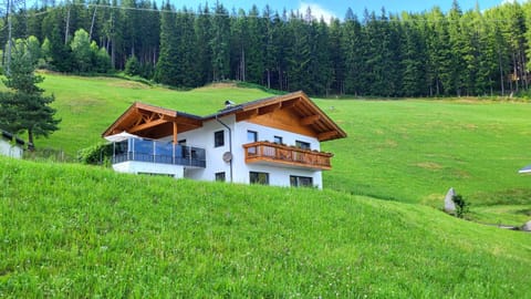 Property building, Spring, Summer, Mountain view