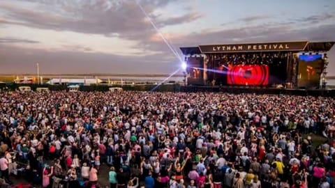 People, Evening entertainment