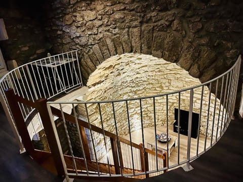 Charme unique sous les remparts Apartment in Provence-Alpes-Côte d'Azur