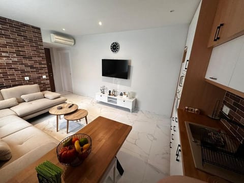 Kitchen or kitchenette, Living room, Dining area