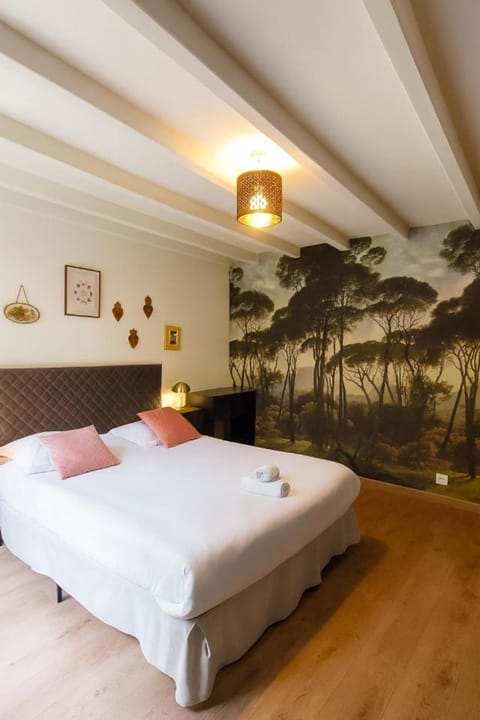 La maison aux 5 nids Bed and Breakfast in Saint-Cyr-sur-Loire