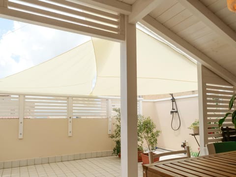 View (from property/room), Balcony/Terrace