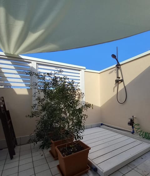 Shower, Balcony/Terrace