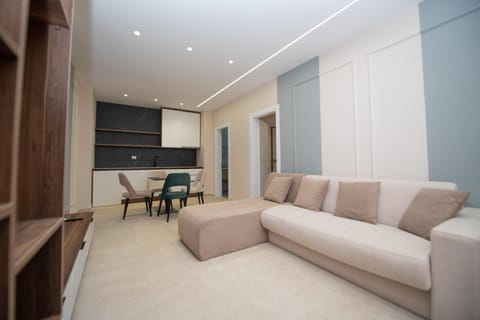 Kitchen or kitchenette, Living room, Seating area