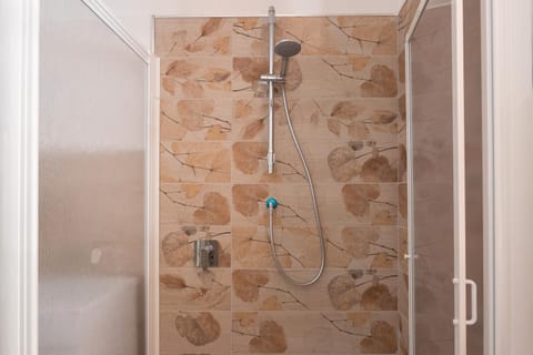 Bathroom, Living room