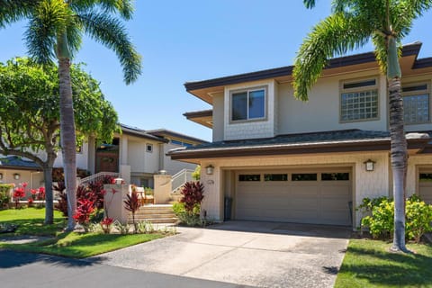 Big Island Villages at Mauna Lani Resort 325 by Coldwell Banker Island Vacations House in Mauna Lani