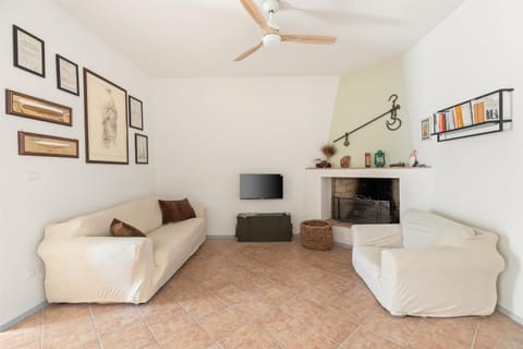 I Tre Nuraghi House in Sardinia