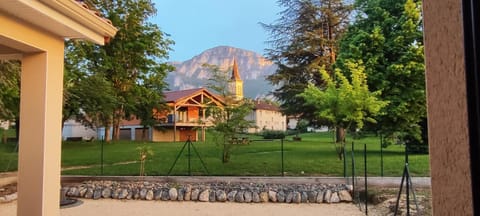 Day, Natural landscape, Garden view, Mountain view