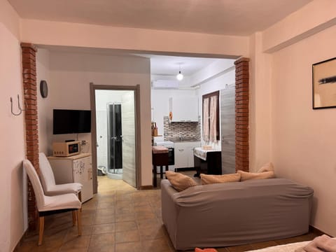 Vals Peter's Home Apartment in Sardinia