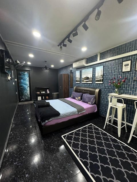 Bed, Family, wardrobe