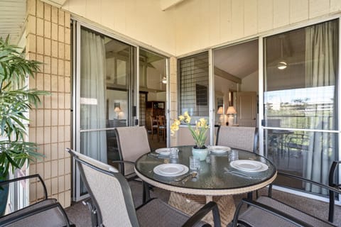 Haleakala Shores A403 by Coldwell Banker Island Vacations Apartment in Kamaole