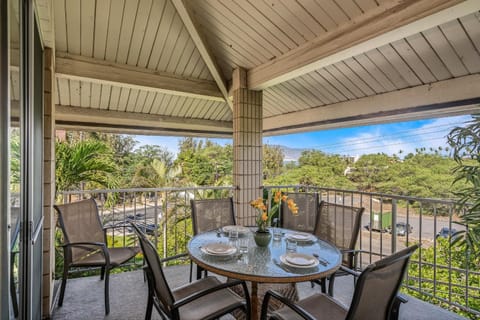 Haleakala Shores A403 by Coldwell Banker Island Vacations Apartment in Kamaole