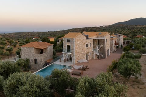 Liokrina suites Apartment in Messenia