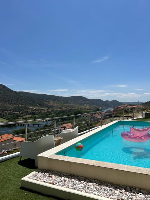 Mountain view, River view, Swimming pool
