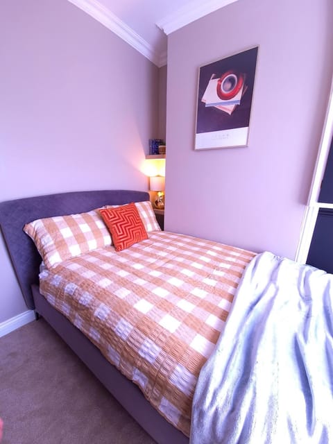 Modern Home from Home - Easy Centre Access & Free Parking - Contractors & Relocators Welcome House in Sheffield