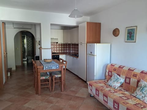 Living room, Dining area, Lunch