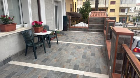 Balcony/Terrace, Balcony/Terrace