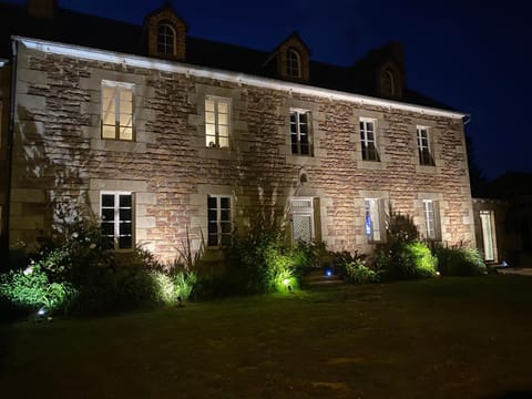 Le vieux clos du rucher kêr-melen Bed and Breakfast in Paimpol