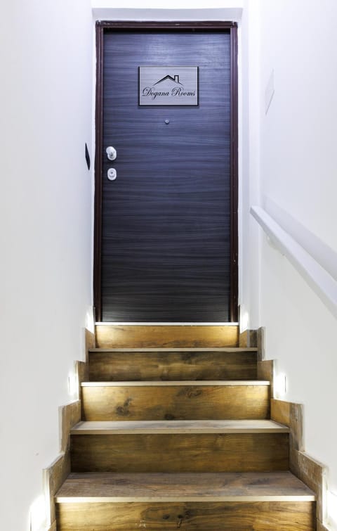 Property building, Restaurant/places to eat, Breakfast, Breakfast, Italian breakfast