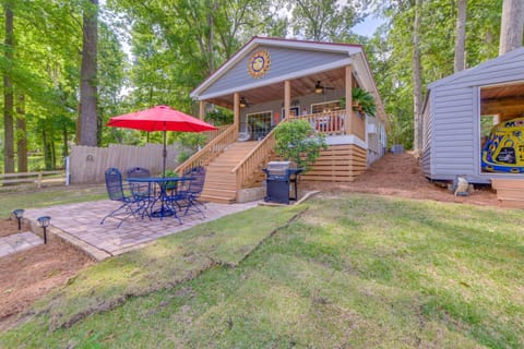 Private Dock and Porch Lakefront Retreat in Cobb! House in Lake Blackshear