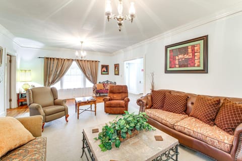 Spacious Home Half-Mi to Oaklawn WFH Friendly! House in Hot Springs