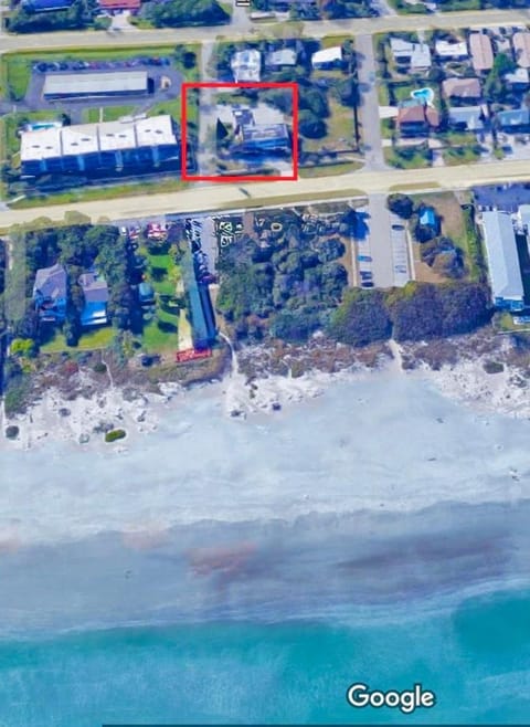 Property building, Beach, Public Bath