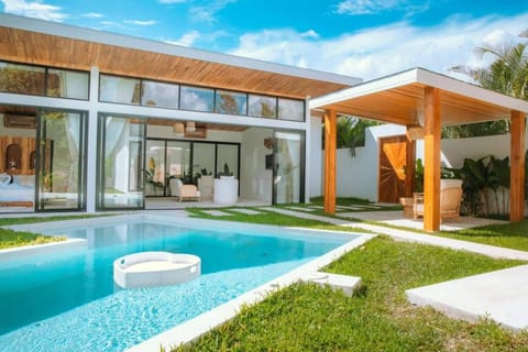 Patio, Pool view, Swimming pool