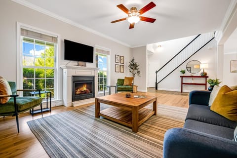 Lauren Peak by Carolina Mornings House in Upper Hominy