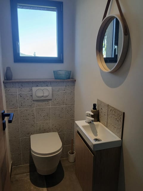 Nouveau villa T4 à Sotta entre mer et montagnes Villa in Porto-Vecchio