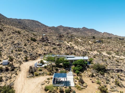 Property building, Bird's eye view