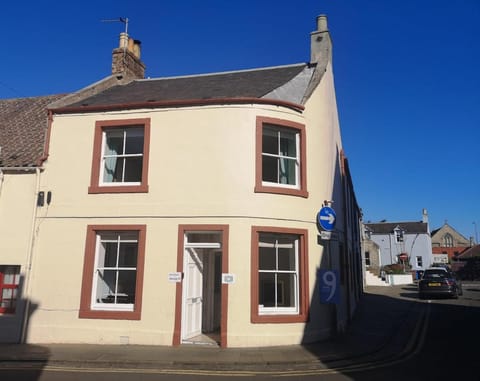 Property building, Street view