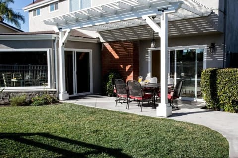Property building, Patio, Day, Garden view