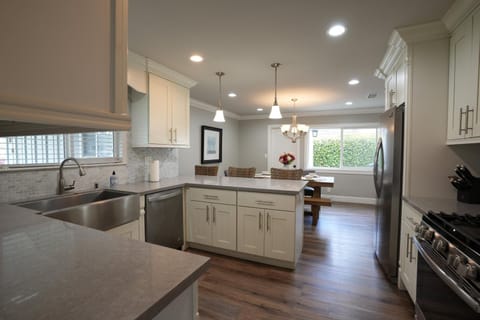 Kitchen or kitchenette, kitchen