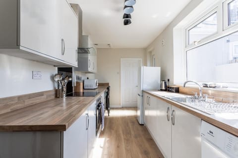 4BR Work & Leisure Hub - Sunderland House in Sunderland