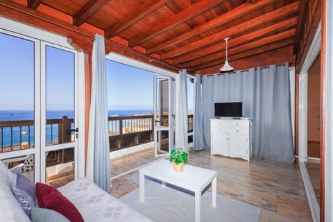 TV and multimedia, Balcony/Terrace, Living room, Sea view