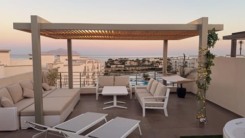 Patio, View (from property/room), Balcony/Terrace, Seating area