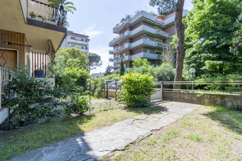 Italian Experience-Suite Vogel Apartment in Florence