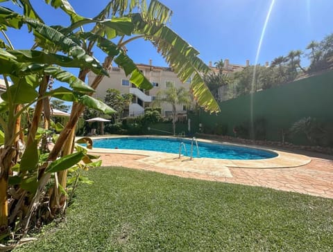 Garden, Swimming pool