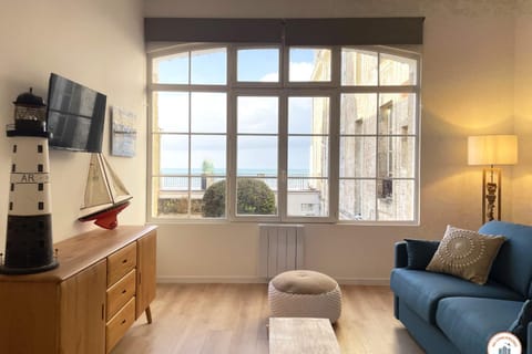 Living room, Sea view