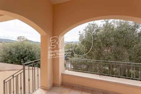 Day, Natural landscape, View (from property/room), Balcony/Terrace