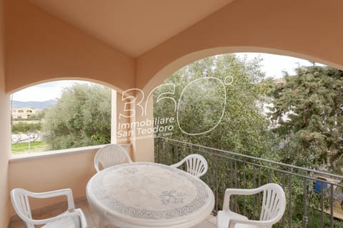 Patio, Spring, Day, Garden, View (from property/room), Balcony/Terrace, Dining area, Garden view
