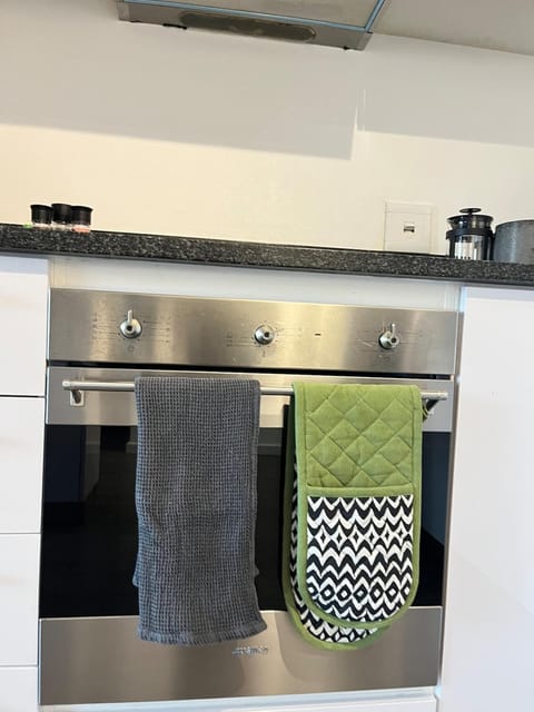 Cape Town Central- Rock Chambers Apartment in Cape Town