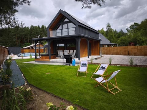 Property building, Garden view, Swimming pool, sunbed
