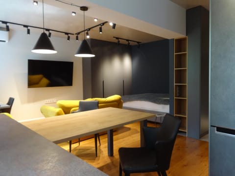 TV and multimedia, Photo of the whole room, Seating area