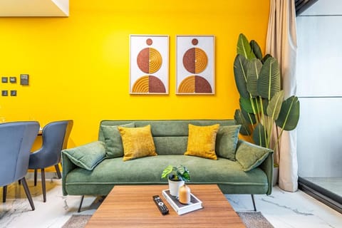 Chic 1BR - Big Balcony - Near ADGM - Cleveland - Galleria Apartment in Abu Dhabi