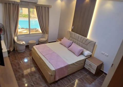 Bed, Bedroom, Pool view