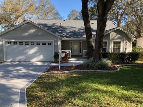 119 Z2b VILLAGE LA ZAMORA by REMAX Premier House in Lady Lake